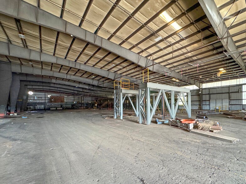 More Photos Of 200659 US-101, Beaver Industrial For Sale