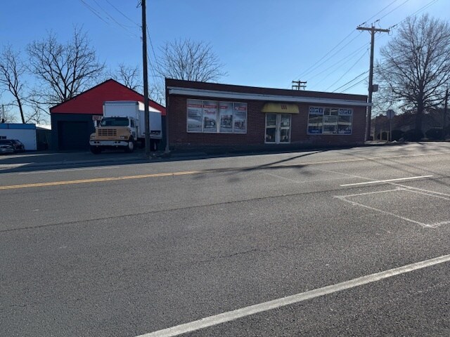 More Photos Of 882-886 Boston Post Rd, West Haven Freestanding For Sale