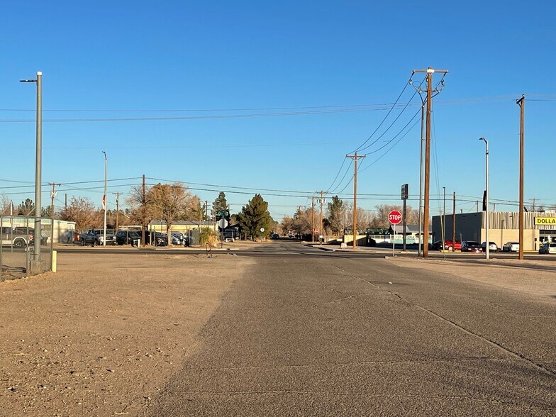 More Photos Of 700 N Gold Ave, Deming Specialty For Sale