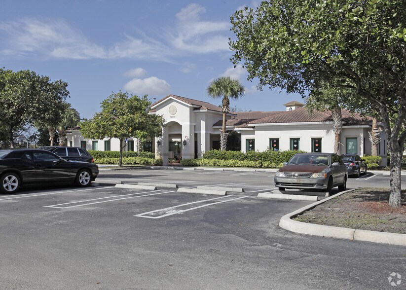 More Photos Of 12460-12468 W Atlantic Blvd, Coral Springs Medical For Lease