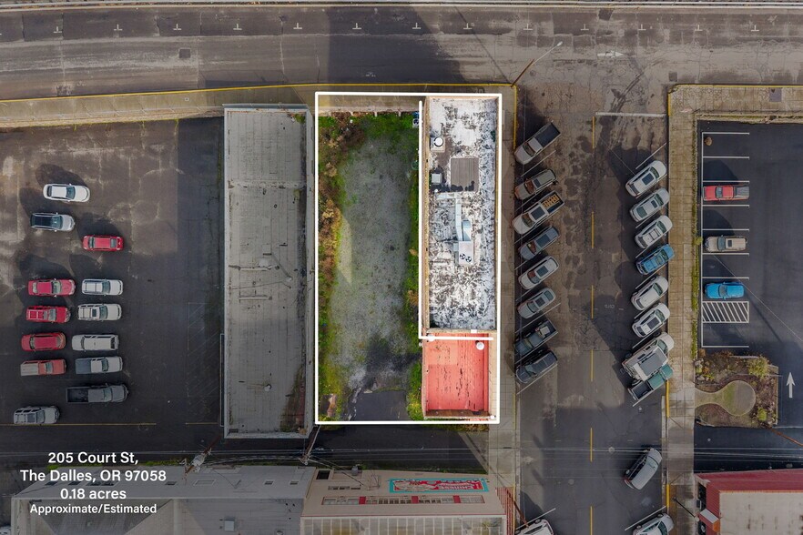 More Photos Of 205 Court St, The Dalles Restaurant For Sale