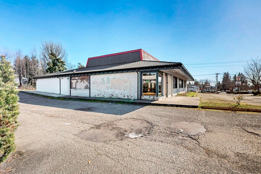 More Photos Of 3558 Wheaton Way, Bremerton Restaurant For Sale