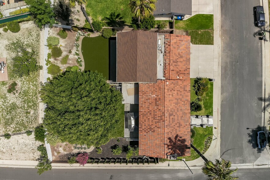 More Photos Of 7501 Linley Ln, Canoga Park Specialty For Sale