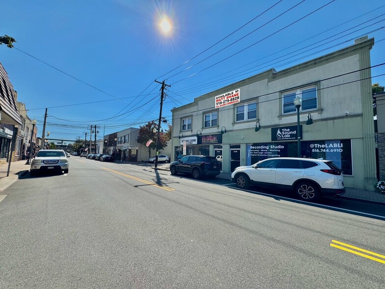 Primary Photo Of 300 Bedford Ave, Bellmore Freestanding For Sale