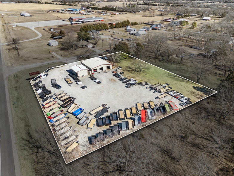 More Photos Of 204 County Road 4225, Bonham Industrial For Sale