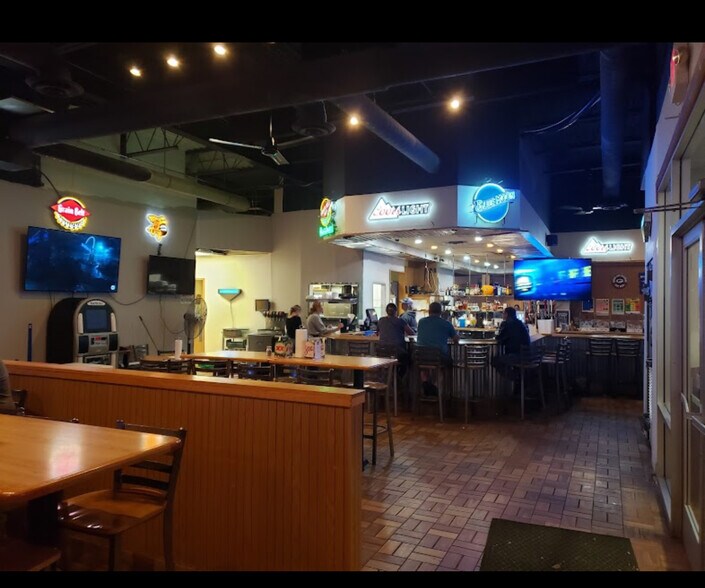 More Photos Of 310-390 El Dorado Dr, Jordan Unknown For Lease