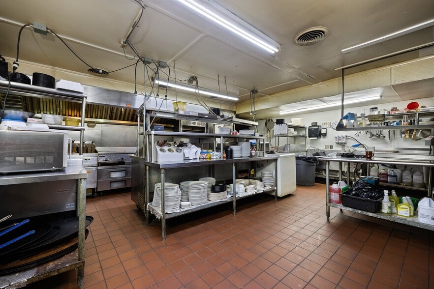 More Photos Of , Beaver Island General Retail For Sale