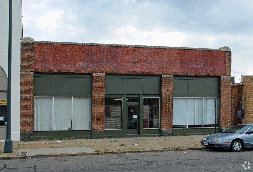 Primary Photo Of 2812 W Broad St, Richmond Coworking Space