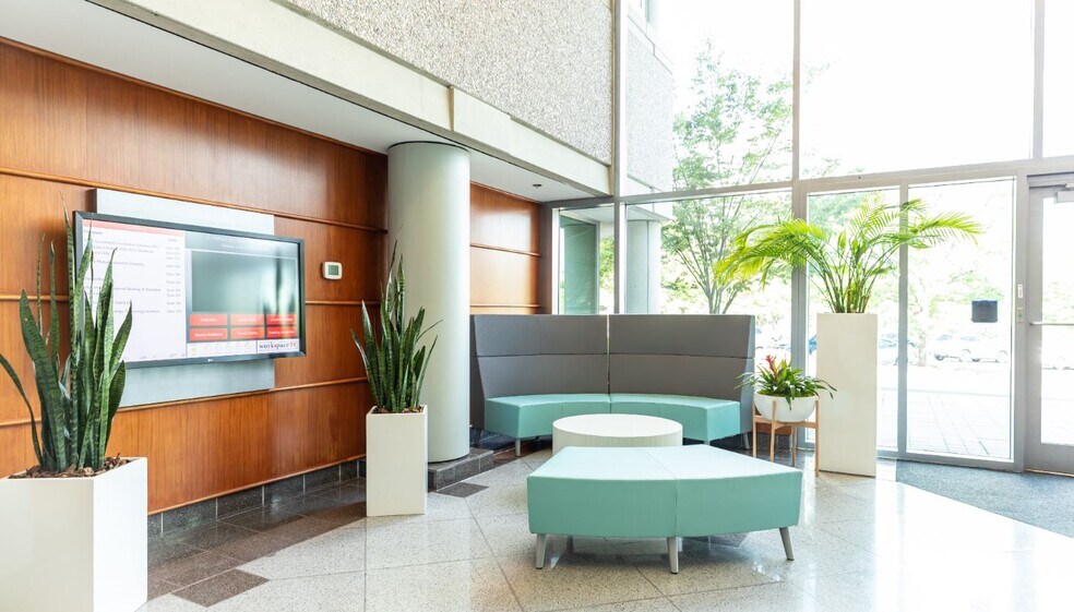 More Photos Of 2 Walnut Grove Dr, Horsham Township Office For Sale