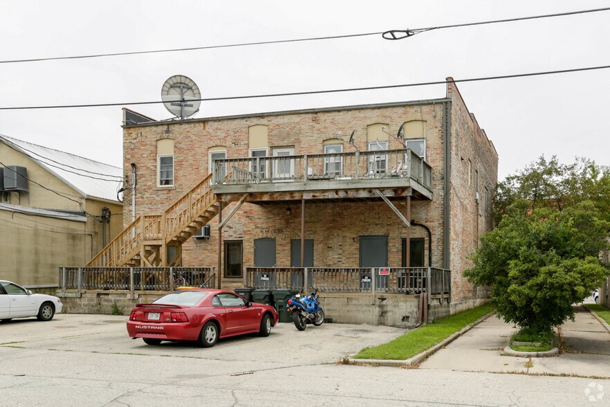 More Photos Of 126-130 S Main St, Mayville Storefront Retail Residential For Lease