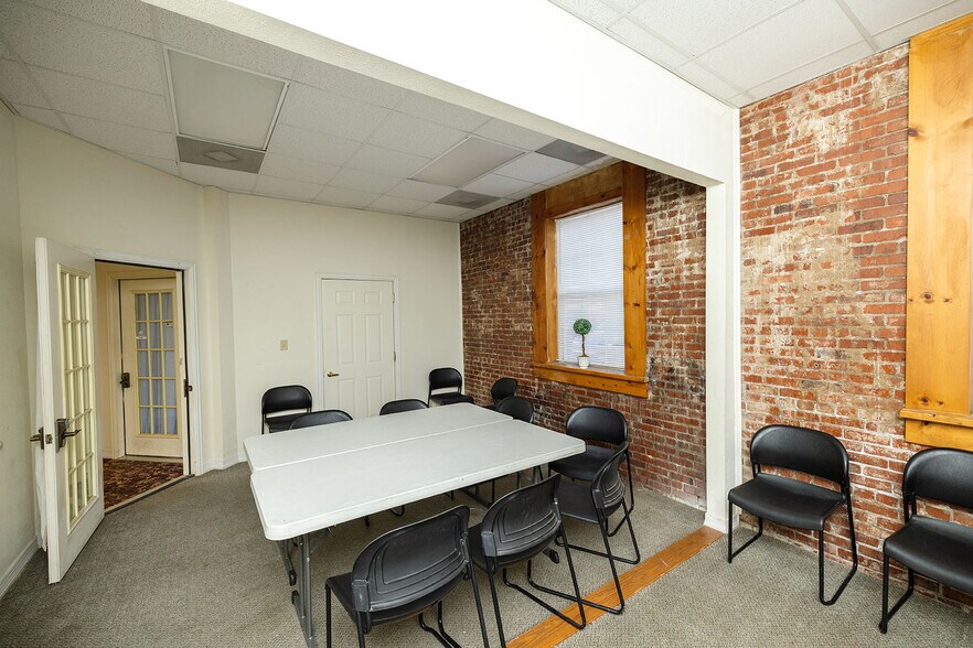 More Photos Of 116 W Pine Ave, El Dorado Office Residential For Sale