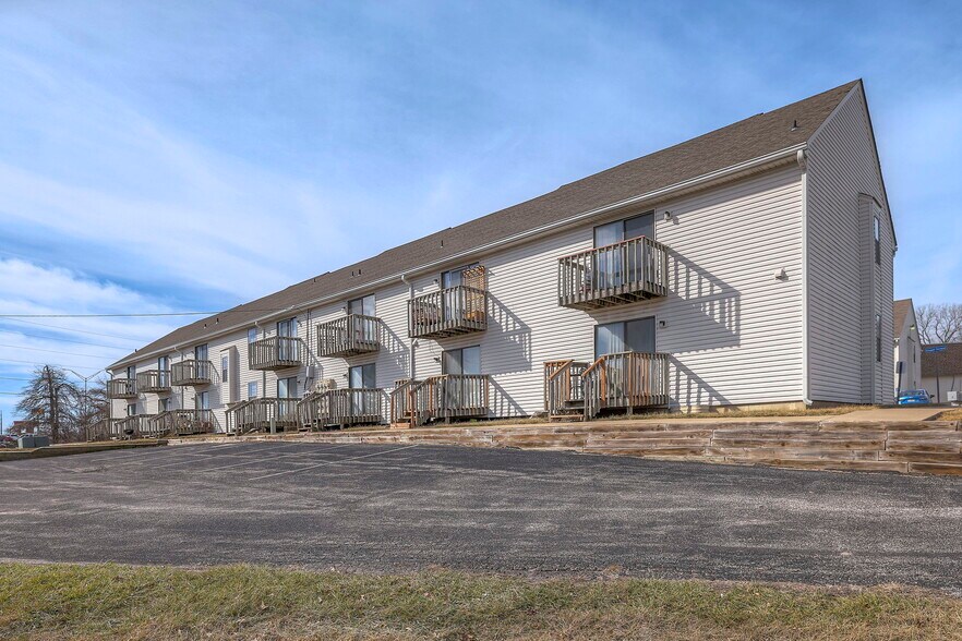More Photos Of 6820 Chapel Dr, Belton Apartments For Sale
