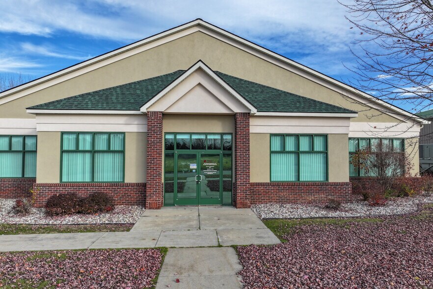 More Photos Of 1443 Granger Dr, Davison Medical For Lease