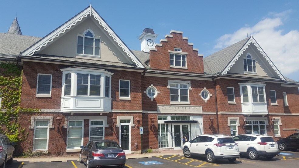 More Photos Of 411 W Main St, St Charles Loft Creative Space For Lease