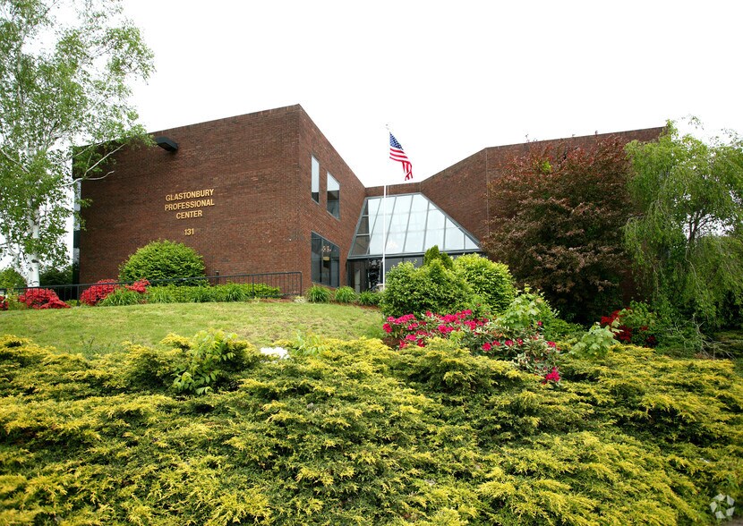 More Photos Of 131 New London Tpke, Glastonbury Medical For Lease