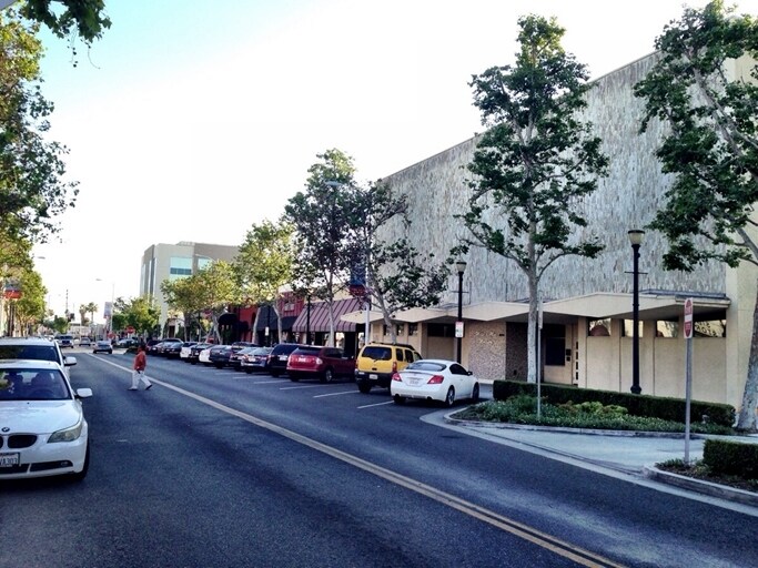 More Photos Of 11015 Downey Ave, Downey Storefront For Lease