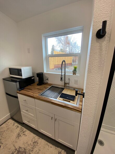 More Photos Of 99 Bartlett St, Reno Apartments For Sale