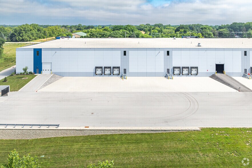 More Photos Of 13301 4 Mile Rd, Caledonia Warehouse For Lease