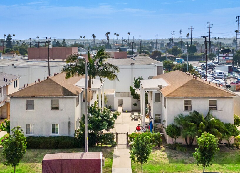 Primary Photo Of 12314 Washington Pl, Los Angeles Apartments For Sale