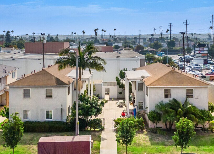Primary Photo Of , Los Angeles Multifamily For Sale