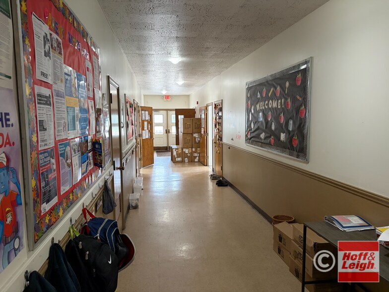 More Photos Of 13812 Bellaire Rd, Cleveland Religious Facility For Sale