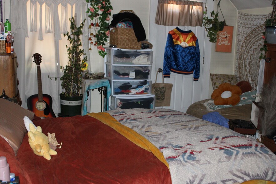 More Photos Of 676 Bedford St, Abington Office Residential For Sale