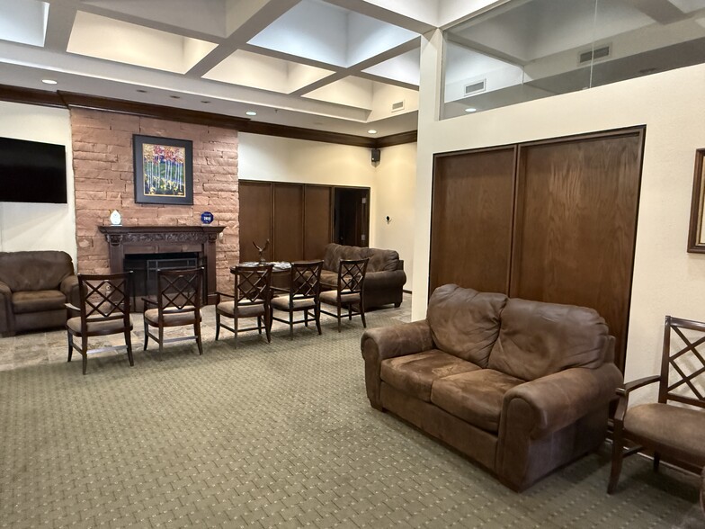 More Photos Of 2644 NW 63rd St, Oklahoma City Bank For Sale