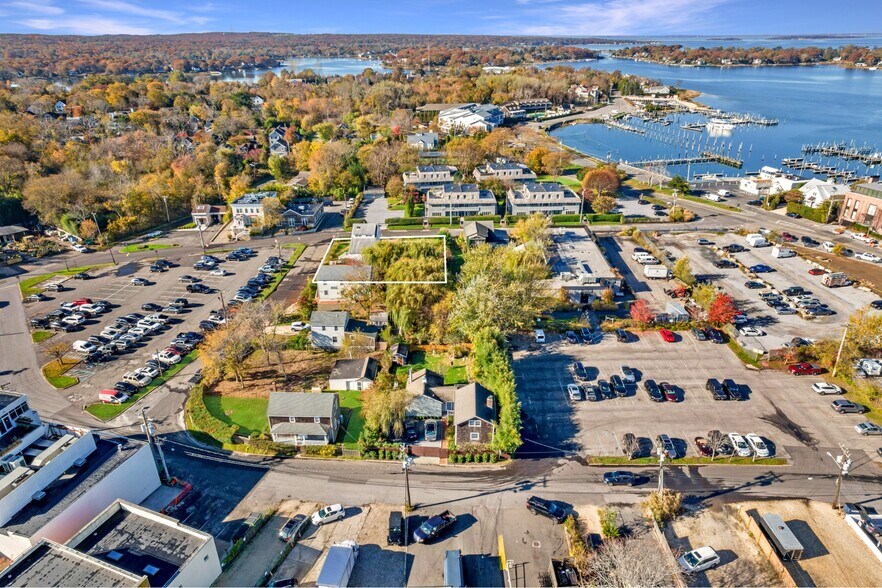 More Photos Of 23 Bridge St, Sag Harbor Freestanding For Sale