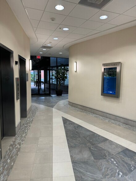 More Photos Of 15450 New Barn Rd, Miami Lakes Coworking Space