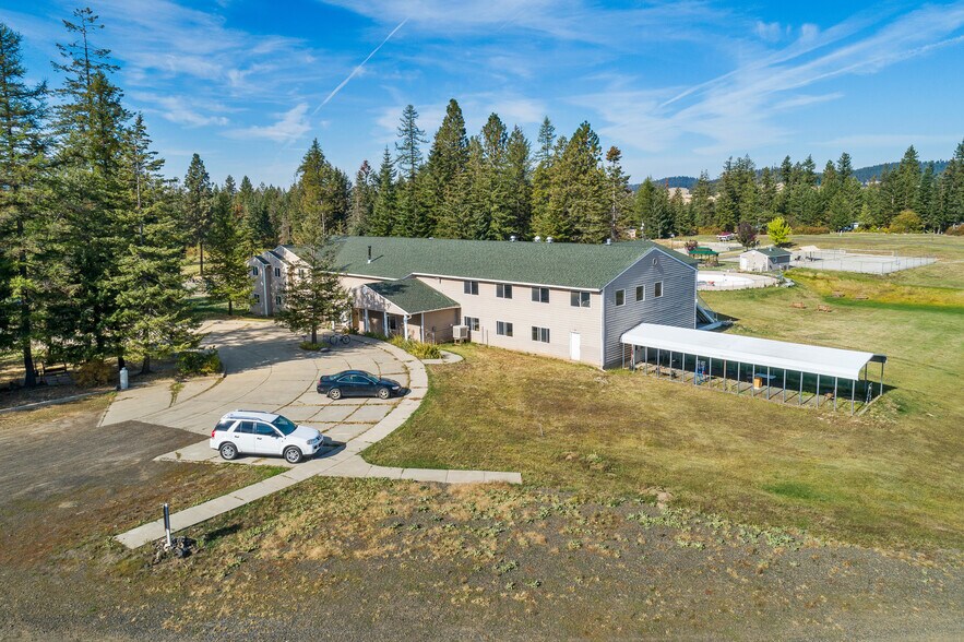 More Photos Of 30400 S Sunray Trl, Worley Lodge Meeting Hall For Sale