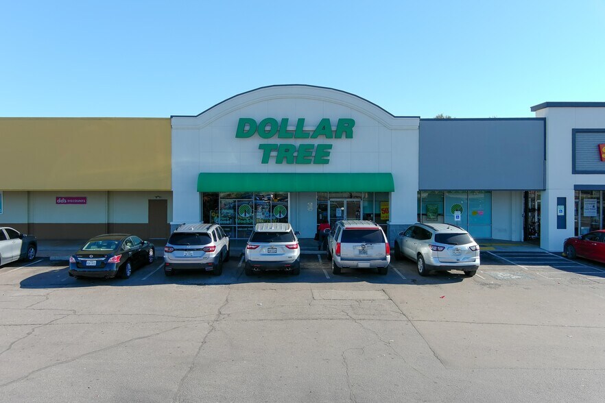 More Photos Of 5100-5198 Avenue H, Rosenberg Unknown For Lease