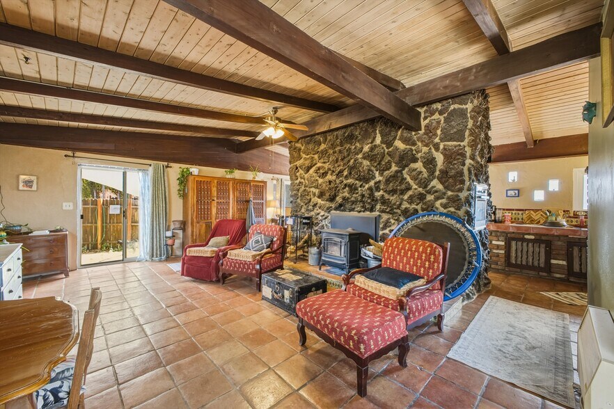 More Photos Of 24 Matisse Rd NE, Albuquerque Apartments For Sale