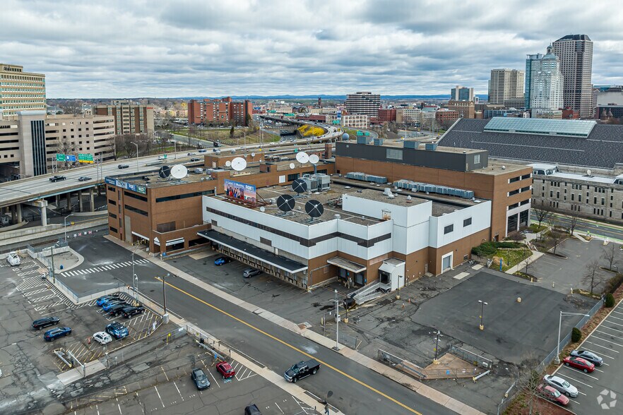 More Photos Of 285 Broad St, Hartford Office For Sale