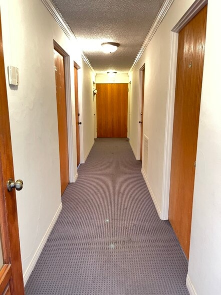 More Photos Of 2485 Huntington Dr, San Marino Office For Lease