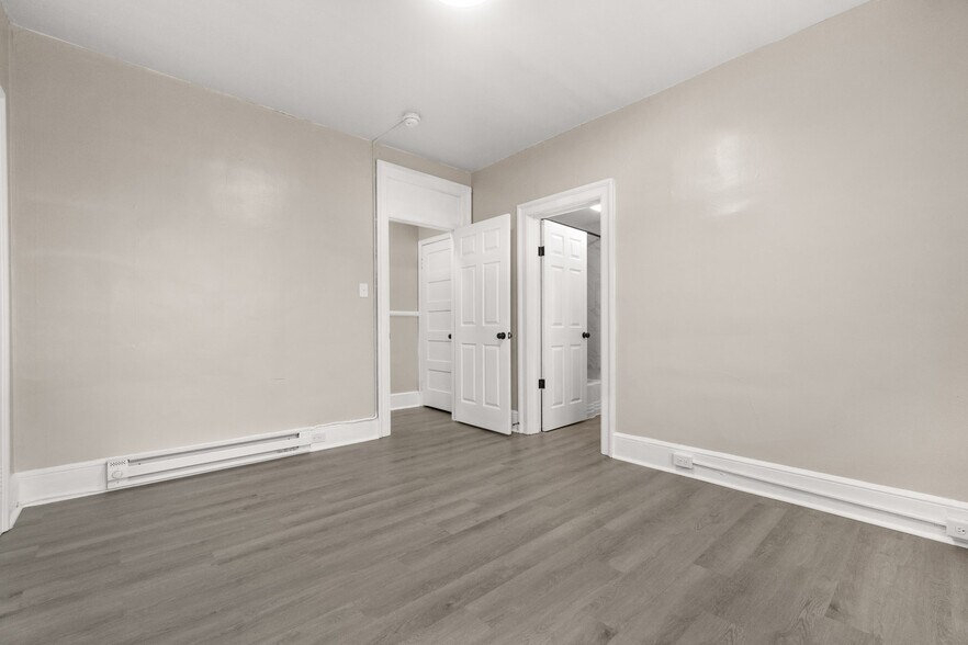 More Photos Of 136 Broadway, Hagerstown Apartments For Sale
