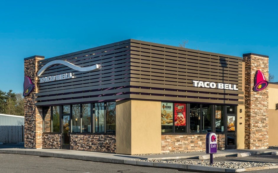 More Photos Of 681-771 Boston Post Rd E, Marlborough Unknown For Lease