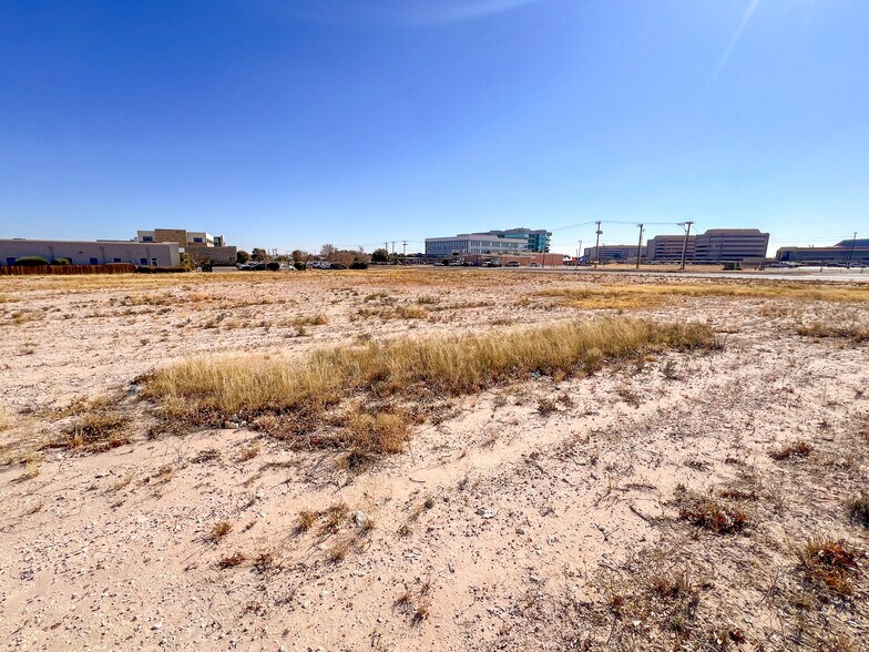 More Photos Of 512 Veterans Airpark ln, Midland Land For Sale