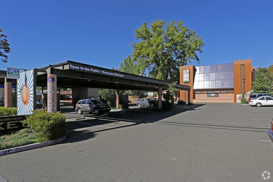 More Photos Of 535 Placerville Dr, Placerville Supermarket For Sale