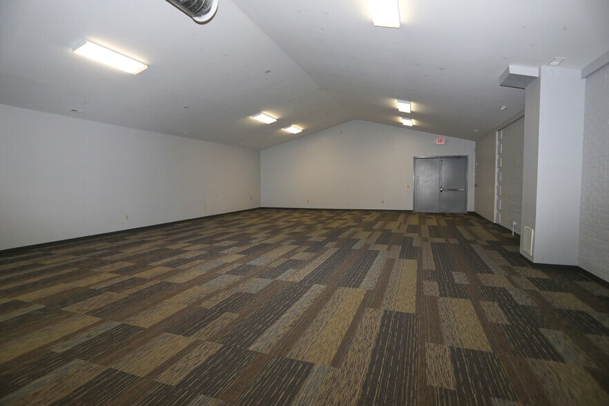 More Photos Of 2902 Foltz Dr, Edgewood Medical For Sale