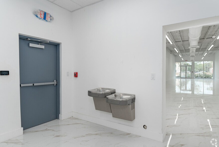 More Photos Of 20450 NW 2nd Ave, Miami Storefront For Lease