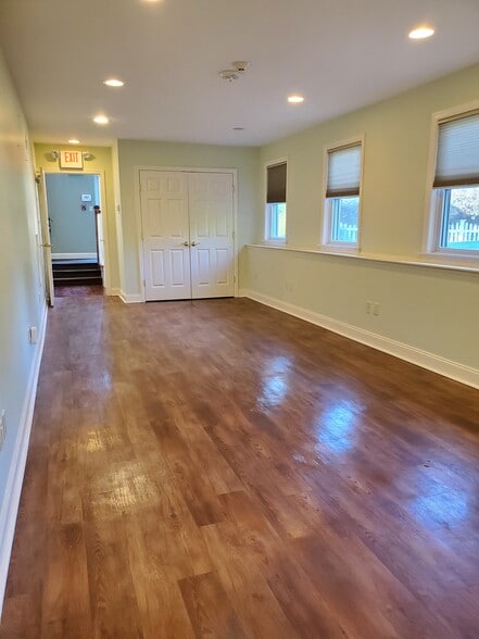 More Photos Of 626-638 Main Rd, Towaco Storefront Retail Office For Lease