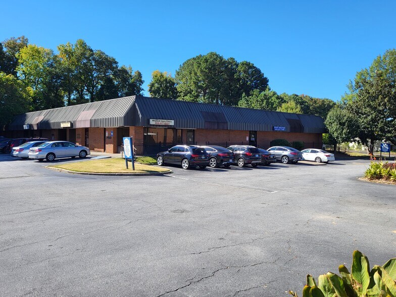 More Photos Of 2855 Candler Rd, Decatur Medical For Sale