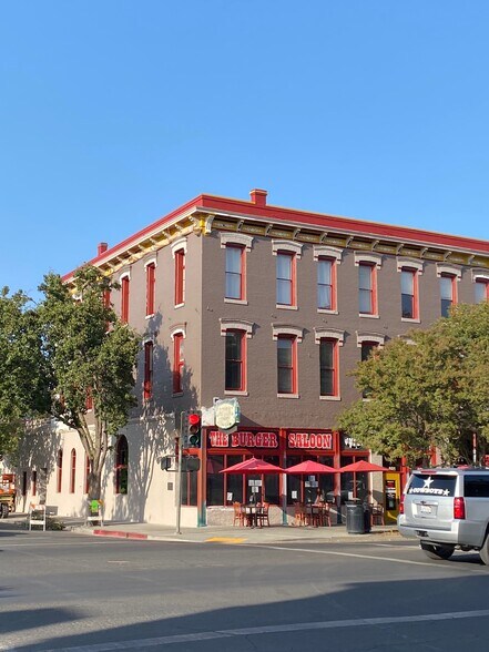 More Photos Of 601-605 Main St, Woodland Office For Lease