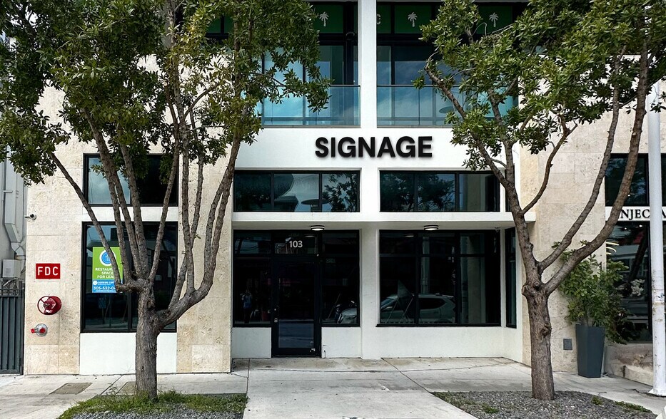 More Photos Of 1800 Bay Rd, Miami Beach Restaurant For Lease