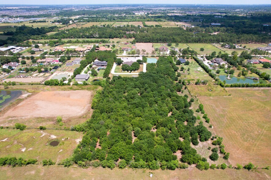 More Photos Of 17011 Steinhagen Rd, Cypress Lodge Meeting Hall For Sale