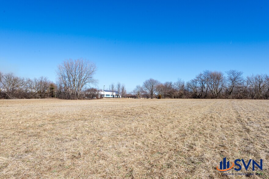 More Photos Of 31 W 255 Roosevelt Rd, West Chicago Land For Sale