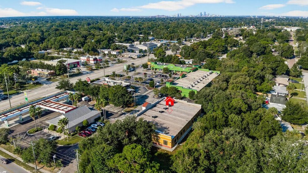 More Photos Of 7645 Merrill Rd, Jacksonville Freestanding For Lease