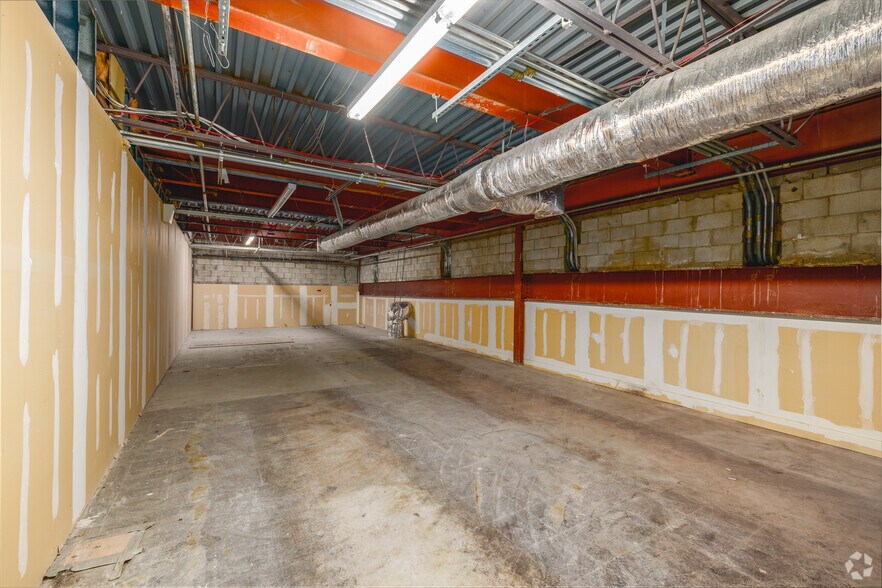 More Photos Of 3391 State Route 27, Franklin Park Storefront For Lease