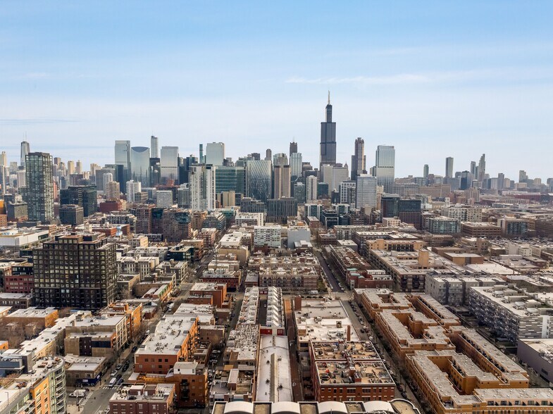 More Photos Of 21 S Racine Ave, Chicago Warehouse For Lease