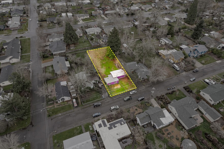 More Photos Of 478 E 32nd Ave, Eugene Manufactured Housing Mobile Home Park For Sale